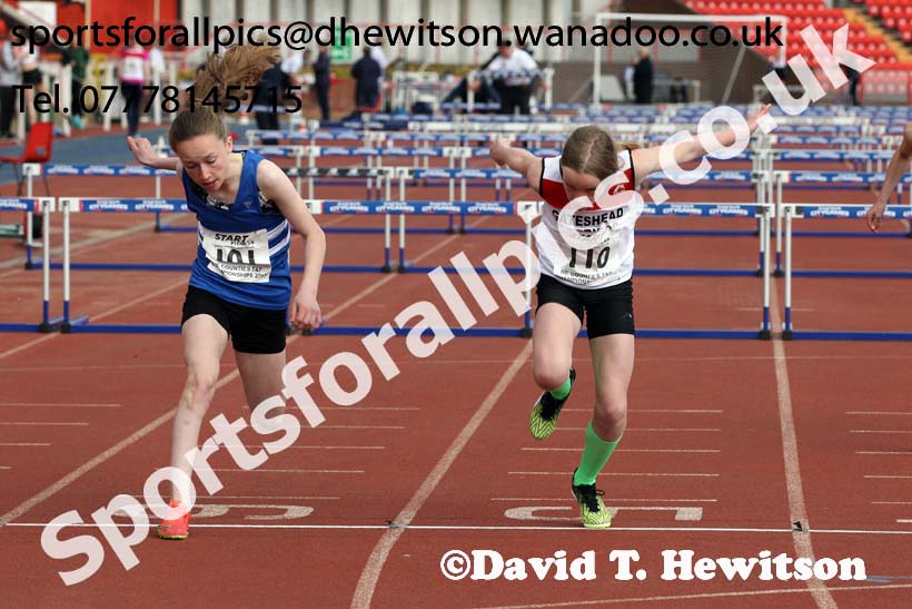 Girls under-13s hurdles, North Eastern Champs, Gateshead Stadium. Photo: David T. Hewitson/Sports for All Pics